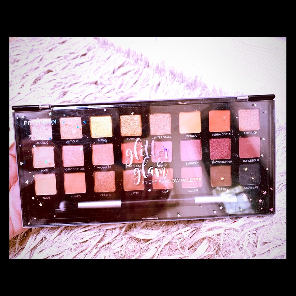 Profusion gorgeous 24 eyeshadow palette